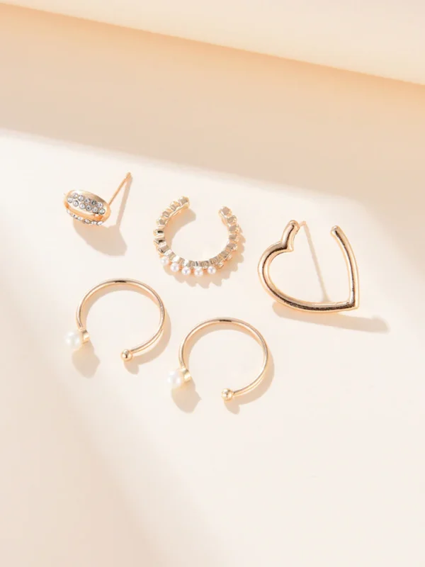 Set of Studs Earrings - Image 3